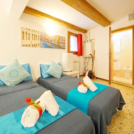 Campo San Polo Apartment Rialto เวนิส ภายนอก รูปภาพ