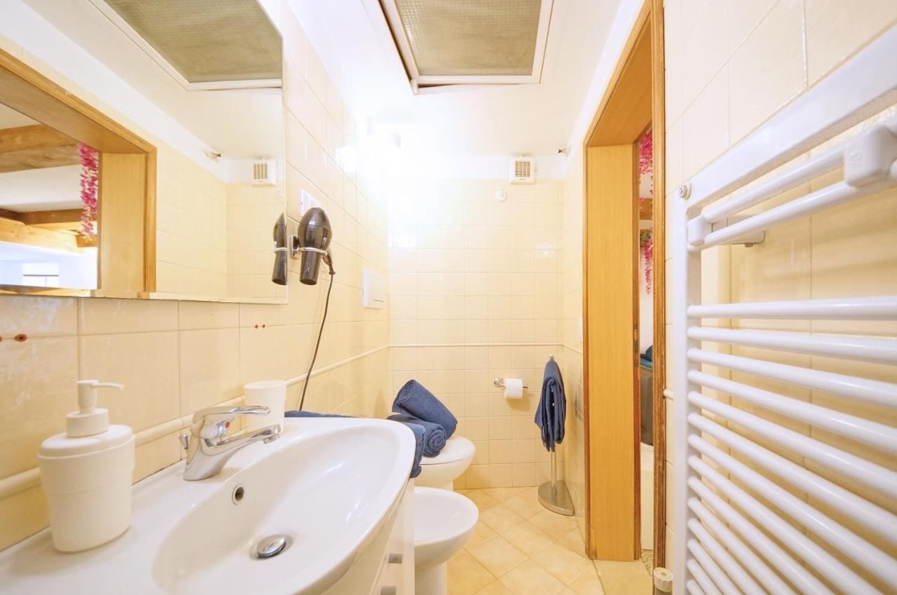 Campo San Polo Apartment Rialto เวนิส ภายนอก รูปภาพ