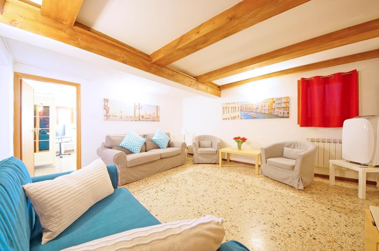 Campo San Polo Apartment Rialto เวนิส ภายนอก รูปภาพ